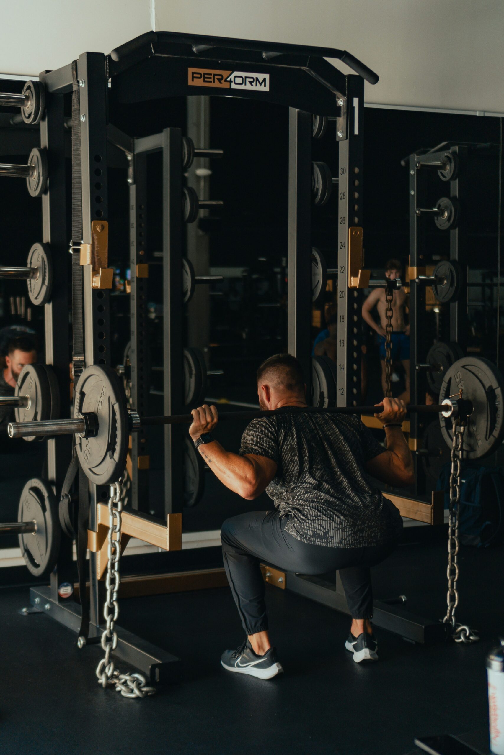Hamstring və glutes dominant ayaq məşqi